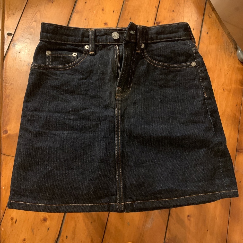 Everlane dark denim skirt 23